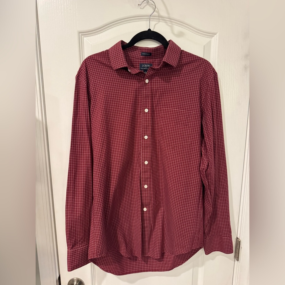 J. Crew Men's Flex Wrinkle Free Burgundy Plaid Button Down Shirt